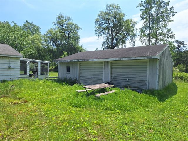 6010 Cannonsburg Road, Belmont, MI 49306