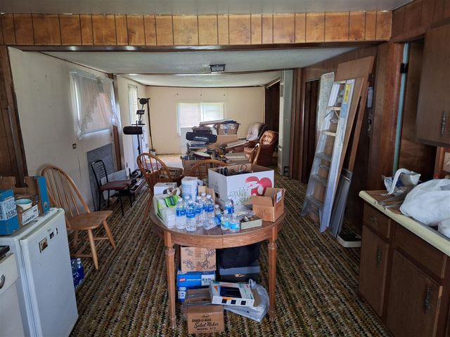 6010 Cannonsburg Road, Belmont, MI 49306