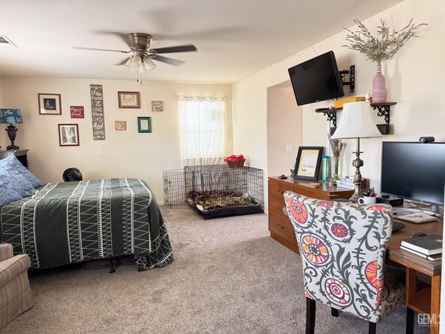 9412 Poseidon Street, Bakersfield, CA 93306