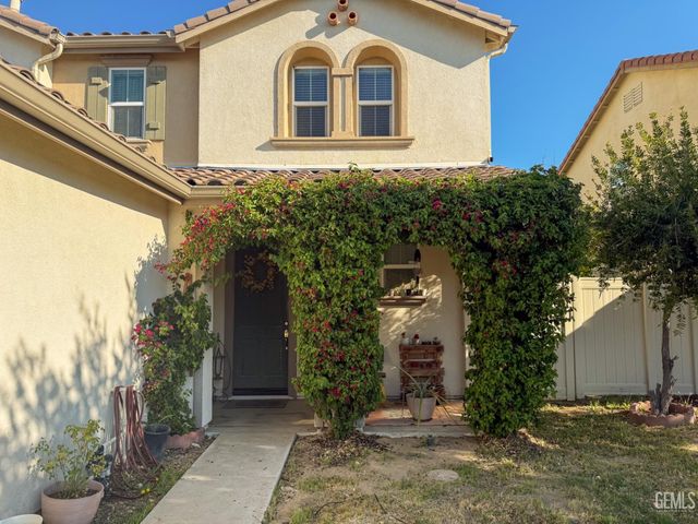 9412 Poseidon Street, Bakersfield, CA 93306