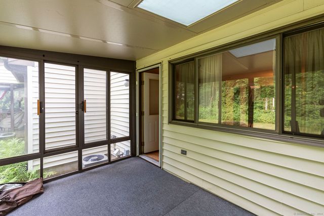 1 Oak Forest Drive 5, Manchester, CT 06042