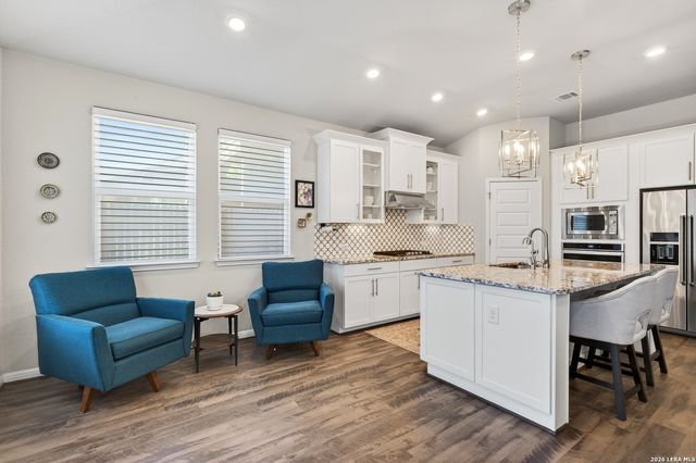 3330 RIZZOLI AVE, San Antonio, TX 78261