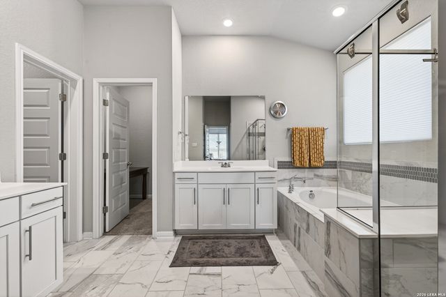 3330 RIZZOLI AVE, San Antonio, TX 78261