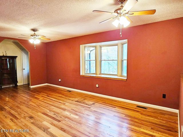 240 W Rockwood Ferry Rd, Ten Mile, TN 37880