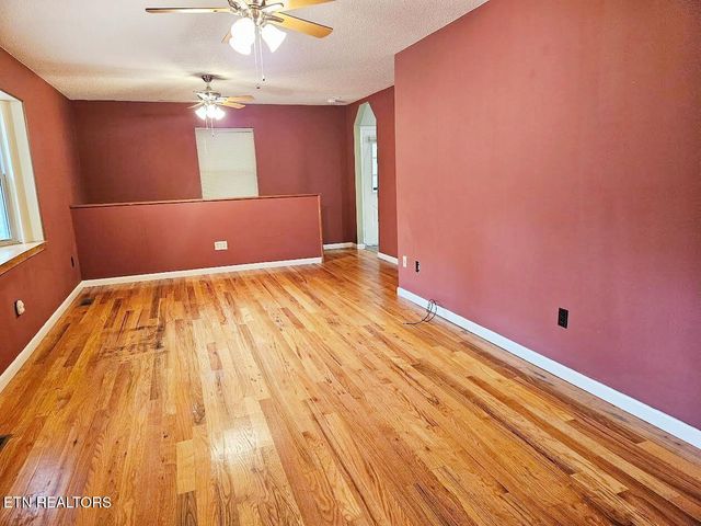 240 W Rockwood Ferry Rd, Ten Mile, TN 37880