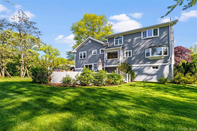 8 Rugby Road, New Rochelle, NY 10804