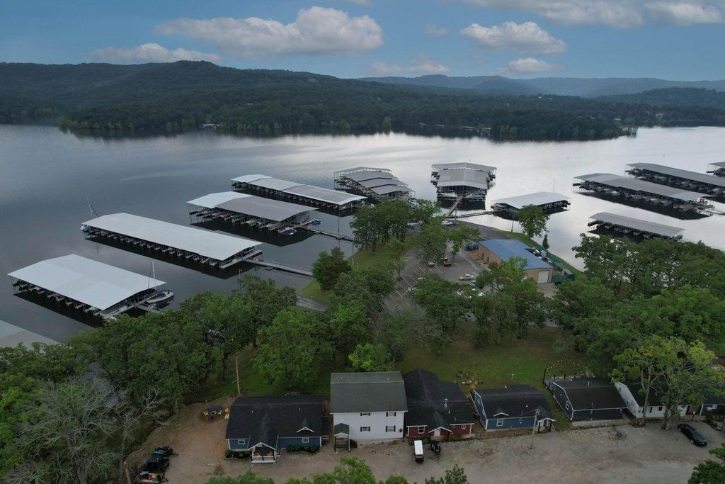 51 Lake Road 15, 16, Kimberling City, MO 65686