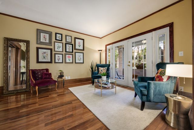 6316 N Magnolia Avenue, Chicago, IL 60660