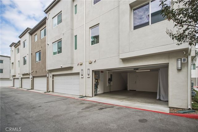 14051 Diamond Lane 1, Gardena, CA 90247