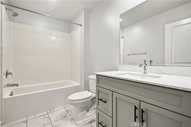 14051 Diamond Lane 1, Gardena, CA 90247