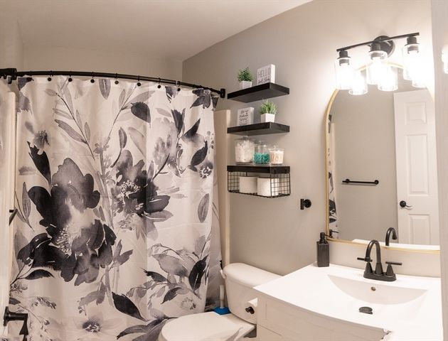 512 Prescott St, New Bedford, MA 02746