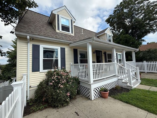 512 Prescott St, New Bedford, MA 02746