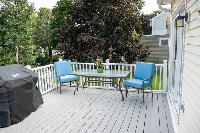 512 Prescott St, New Bedford, MA 02746
