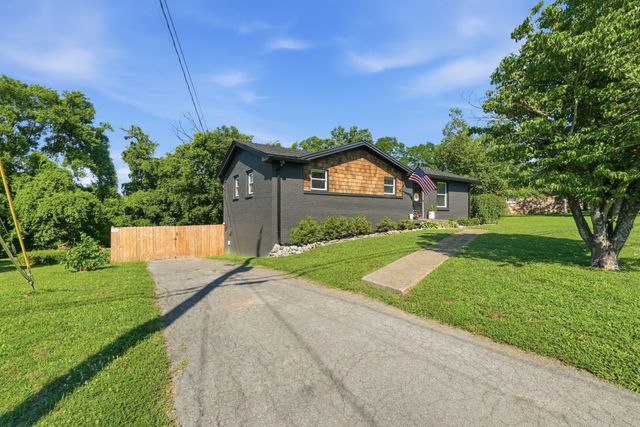 4784 Cascade Dr, Old Hickory, TN 37138