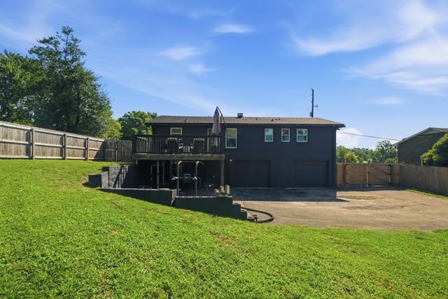 4784 Cascade Dr, Old Hickory, TN 37138