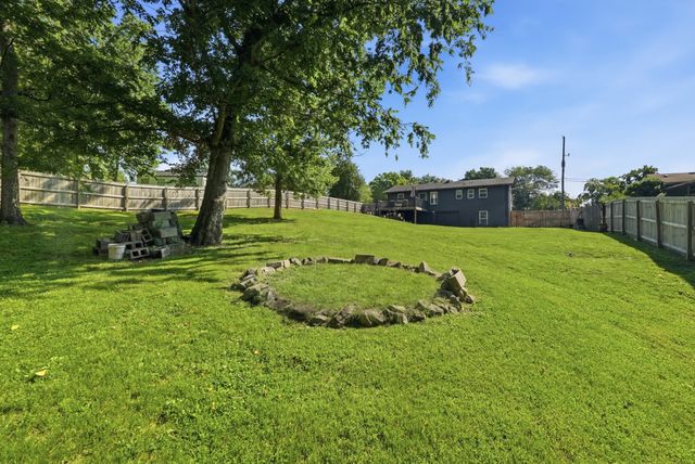 4784 Cascade Dr, Old Hickory, TN 37138