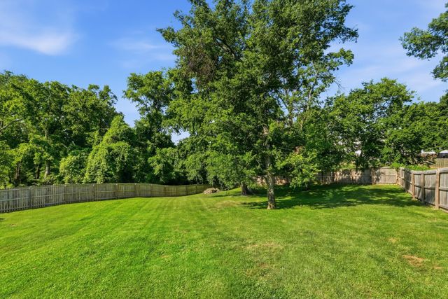 4784 Cascade Dr, Old Hickory, TN 37138