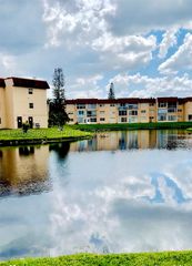 8881 Sunrise Lakes Blvd 108, Sunrise, FL 33322