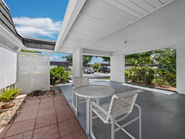 3828 BLUE STONE WAY 77, Sarasota, FL 34232