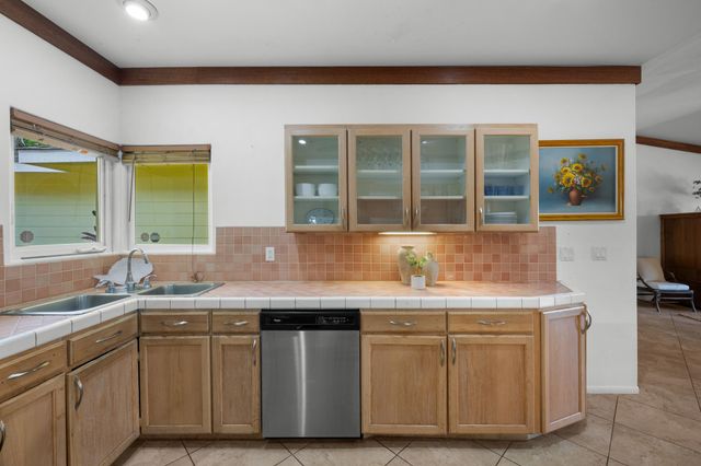 1133 Front St, Lahaina, HI 96761