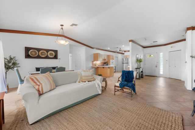 1133 Front St, Lahaina, HI 96761