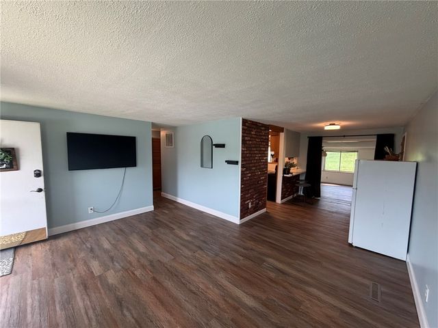 922 Castro Lane, Springdale, OH 45246