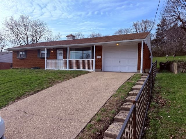 922 Castro Lane, Springdale, OH 45246