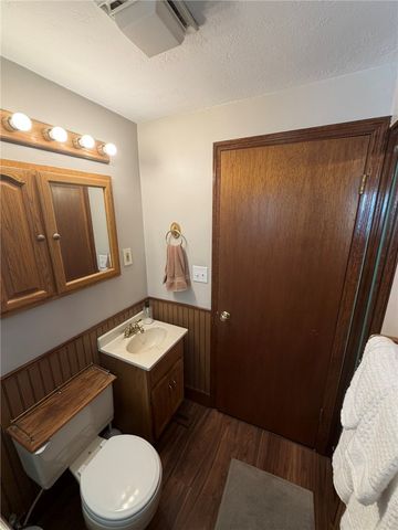 922 Castro Lane, Springdale, OH 45246