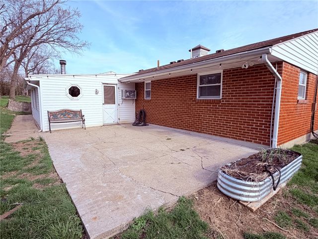 922 Castro Lane, Springdale, OH 45246