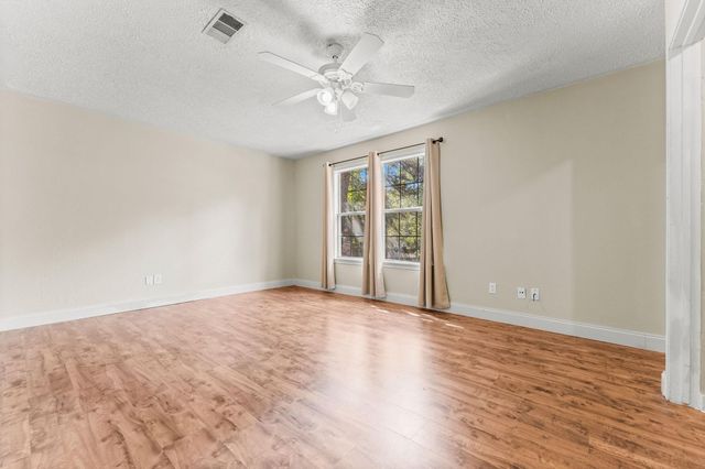 2015 E Lacey Oak Circle, The Woodlands, TX 77380