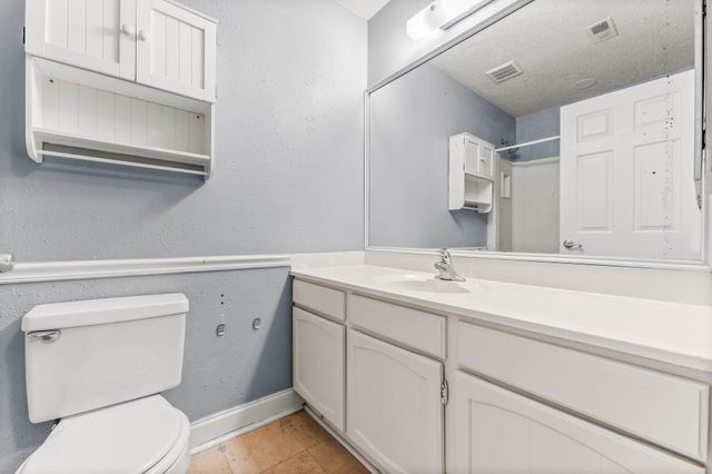 2015 E Lacey Oak Circle, The Woodlands, TX 77380