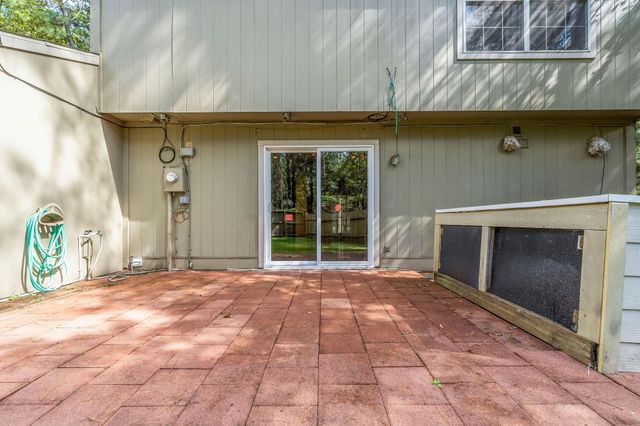 2015 E Lacey Oak Circle, The Woodlands, TX 77380
