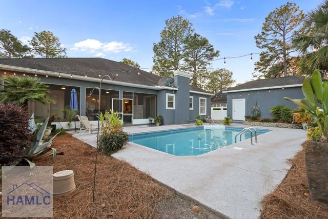 49 Pine Forest Drive, Jesup, GA 31546