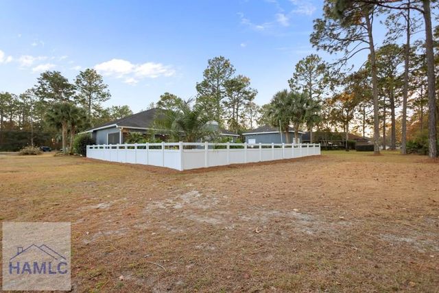49 Pine Forest Drive, Jesup, GA 31546