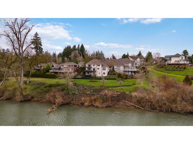 31286 Sw WILLAMETTE Way W, Wilsonville, OR 97070