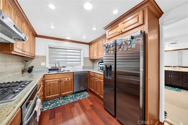 3130 Montrose Avenue 106, La Crescenta, CA 91214