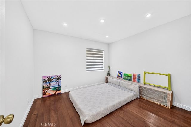 3130 Montrose Avenue 106, La Crescenta, CA 91214