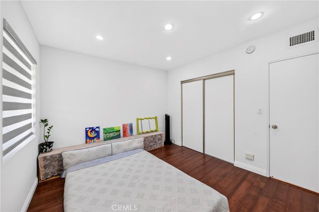 3130 Montrose Avenue 106, La Crescenta, CA 91214