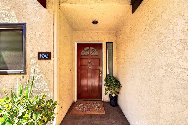 3130 Montrose Avenue 106, La Crescenta, CA 91214