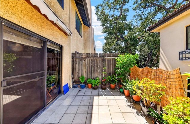 3130 Montrose Avenue 106, La Crescenta, CA 91214