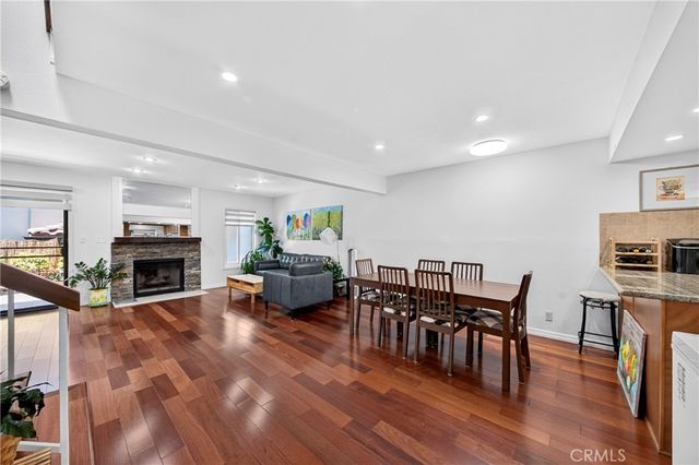 3130 Montrose Avenue 106, La Crescenta, CA 91214