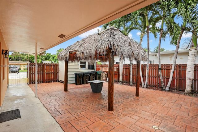 920 SW 30th St 2, Fort Lauderdale, FL 33315