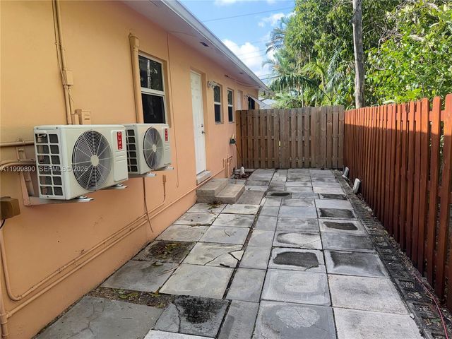 920 SW 30th St 2, Fort Lauderdale, FL 33315