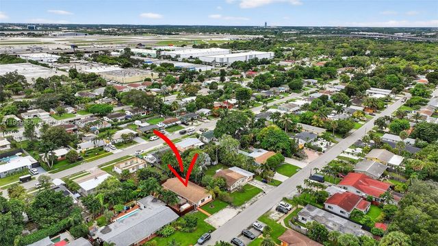 920 SW 30th St 2, Fort Lauderdale, FL 33315