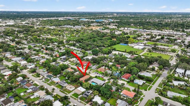 920 SW 30th St 2, Fort Lauderdale, FL 33315