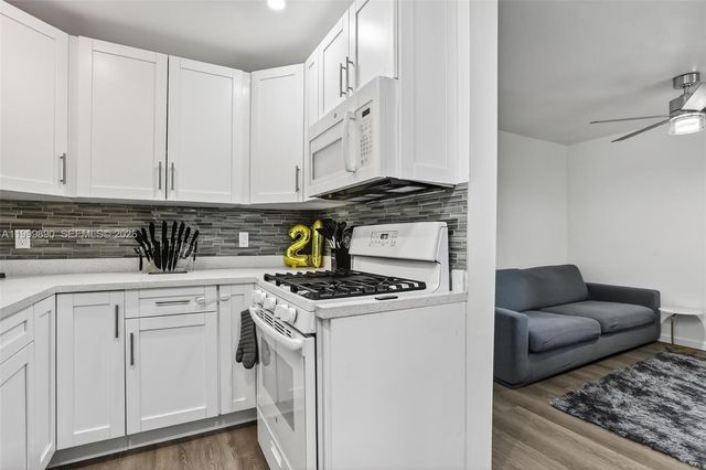 920 SW 30th St 2, Fort Lauderdale, FL 33315