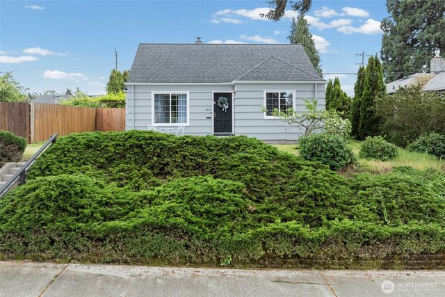 4414 N 19th Street, Tacoma, WA 98406