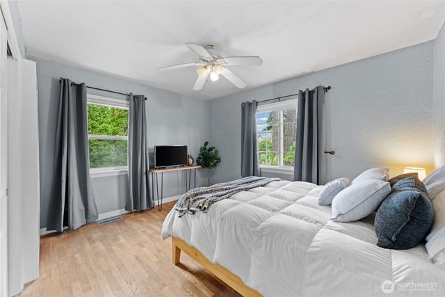 4414 N 19th Street, Tacoma, WA 98406