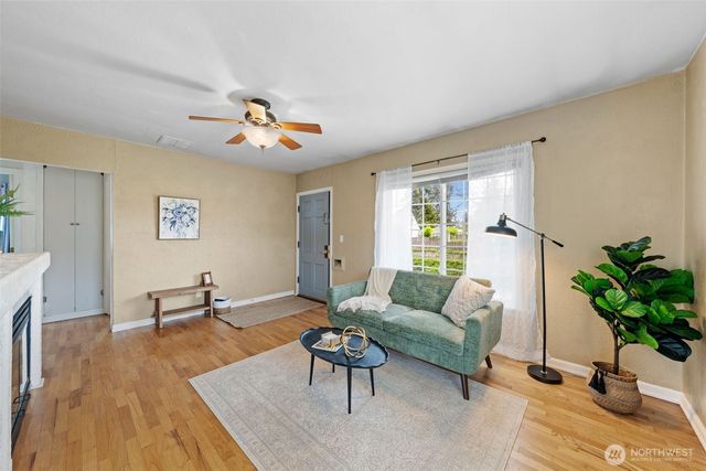 4414 N 19th Street, Tacoma, WA 98406