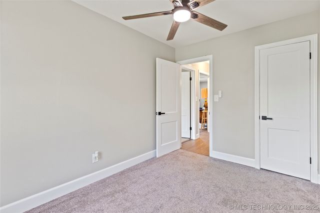 907 SE 4th Street, Wagoner, OK 74467